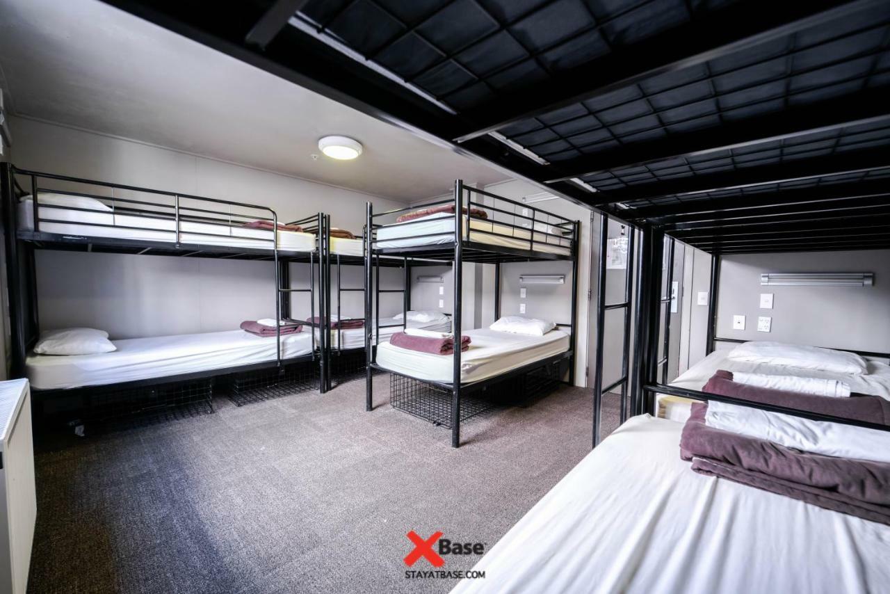 Base Wanaka Hostel Luaran gambar